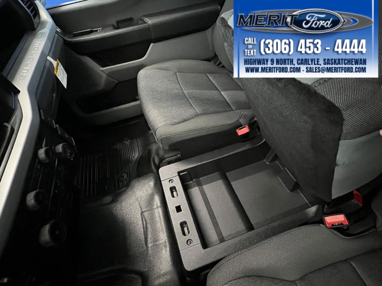 2026 Ford F-350 Super Duty DRW XL Photo5