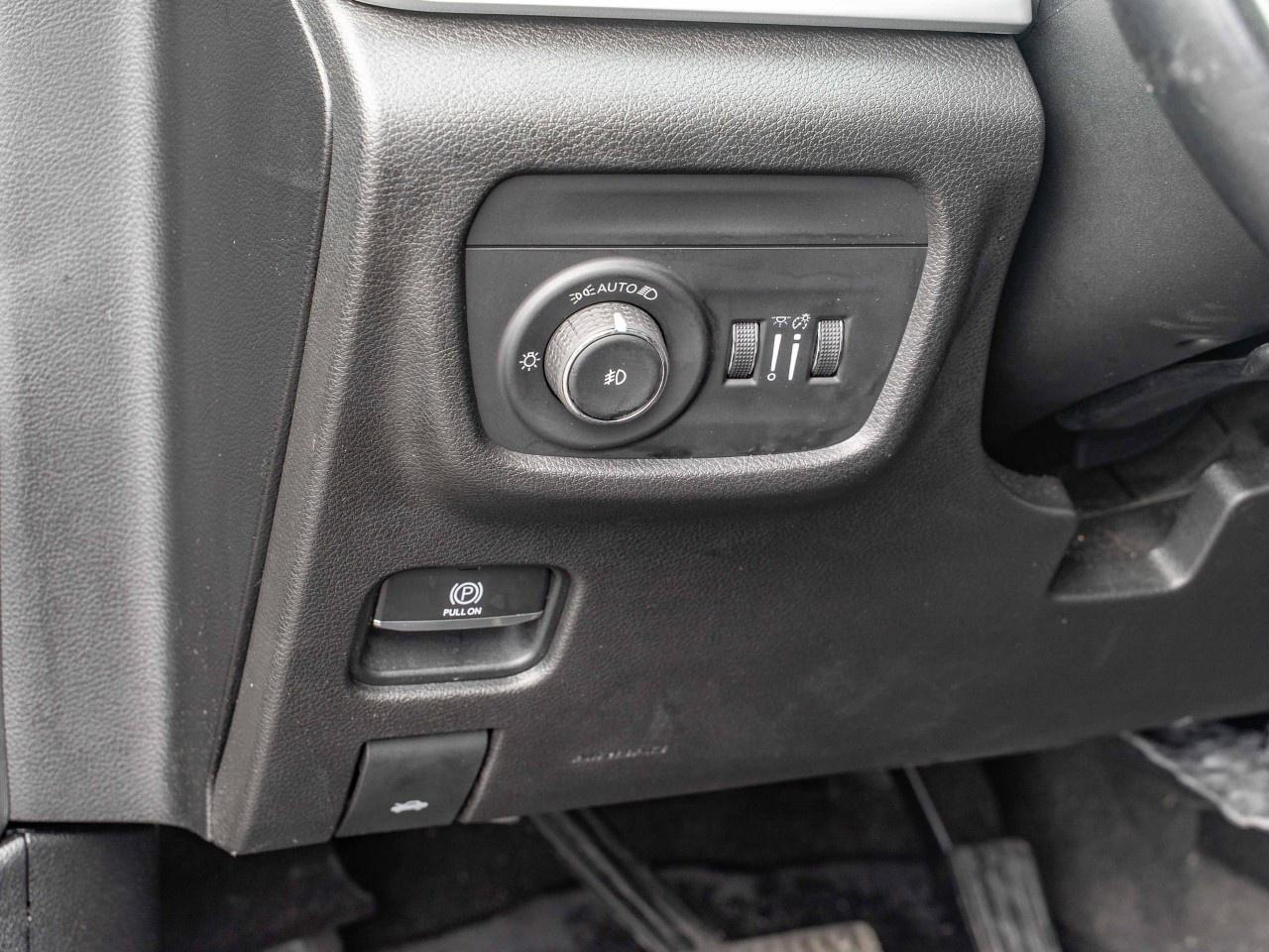 2021 Jeep Grand Cherokee L Limited 4x4 Photo