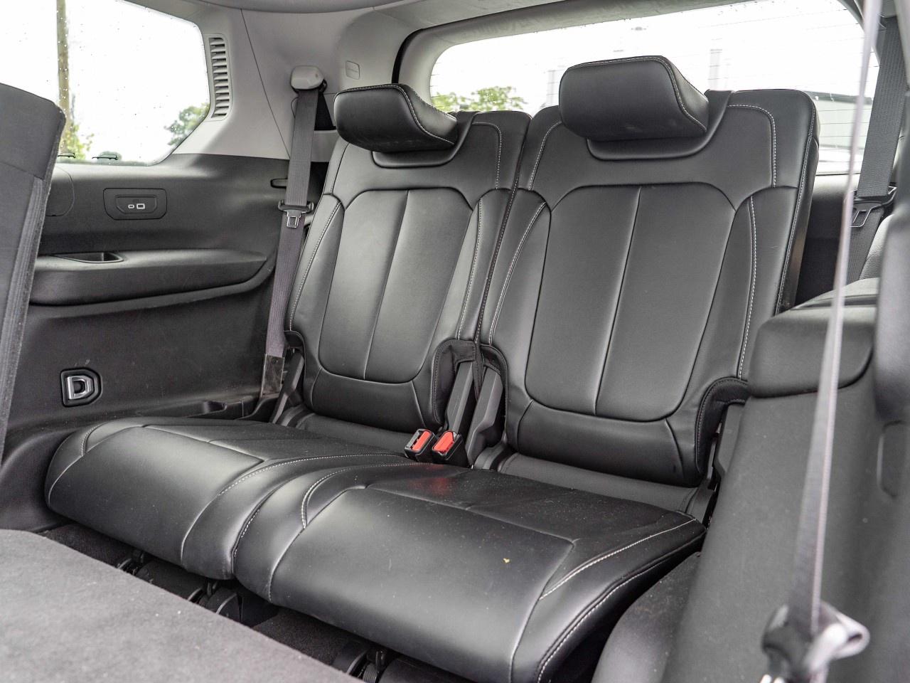 2021 Jeep Grand Cherokee L Limited 4x4 Photo