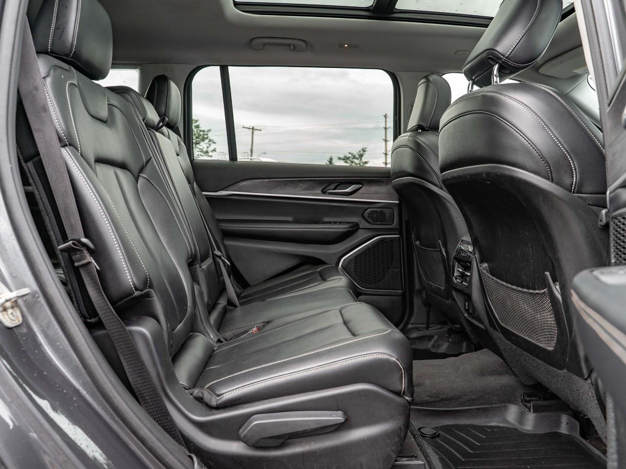 2021 Jeep Grand Cherokee L Limited 4x4 Photo