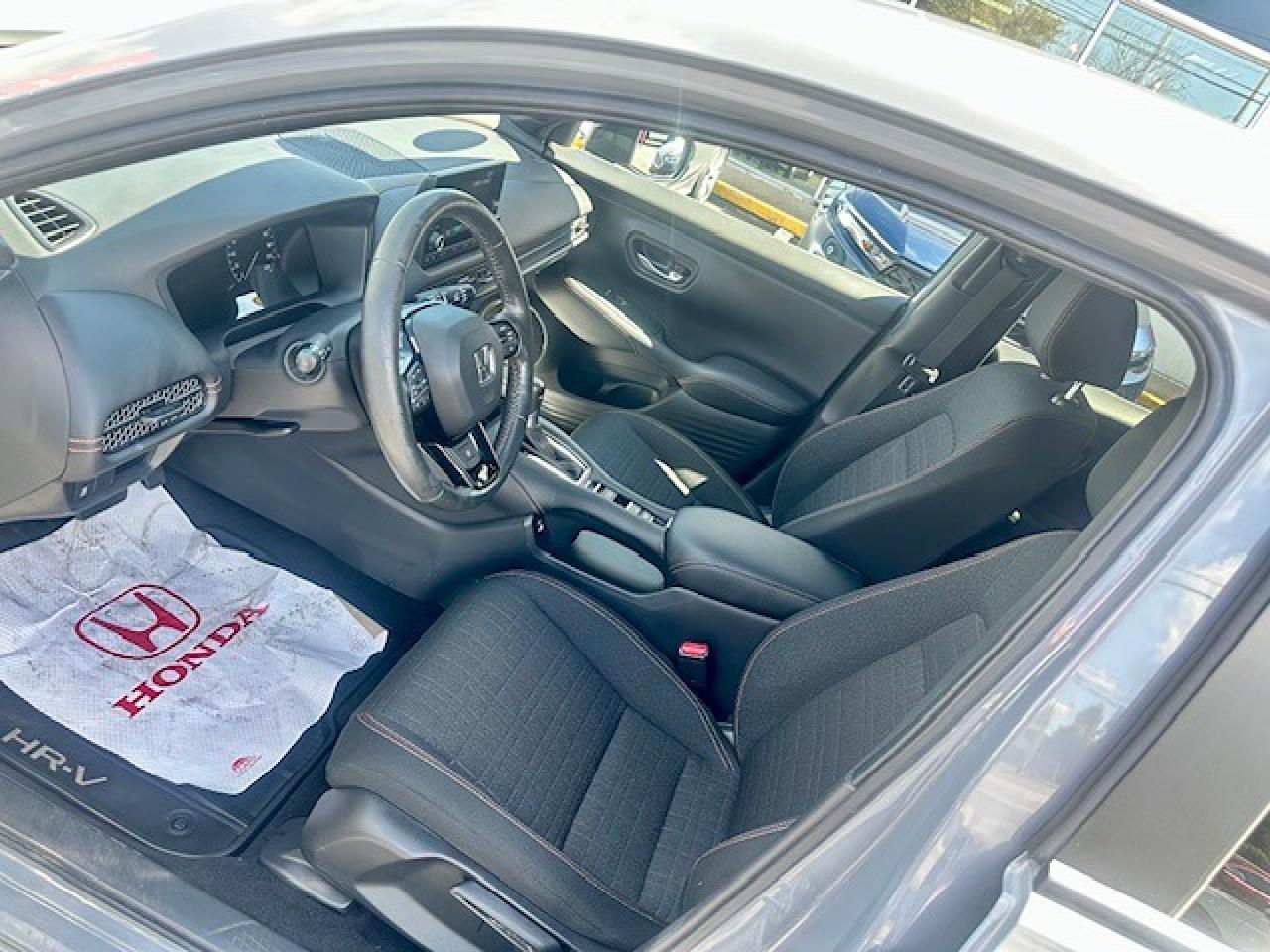 2023 Honda HR-V Sport Photo4