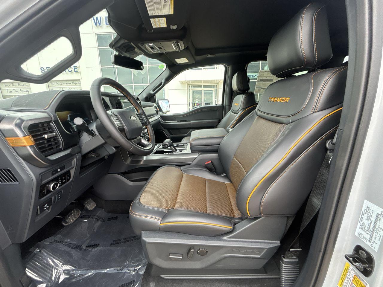 2025 Ford F-150 Tremor 4WD SuperCrew 5.5' Box Photo5