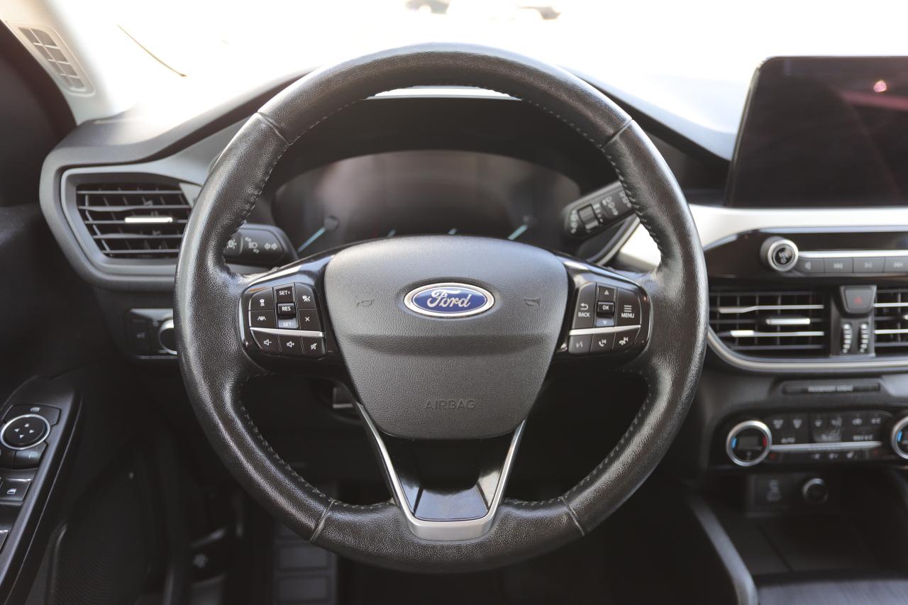 2021 Ford Escape SE AWD Photo5