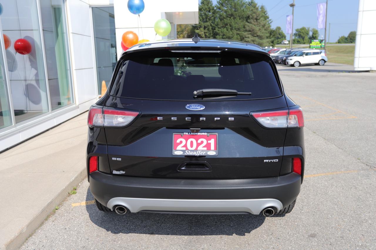2021 Ford Escape SE AWD Photo5