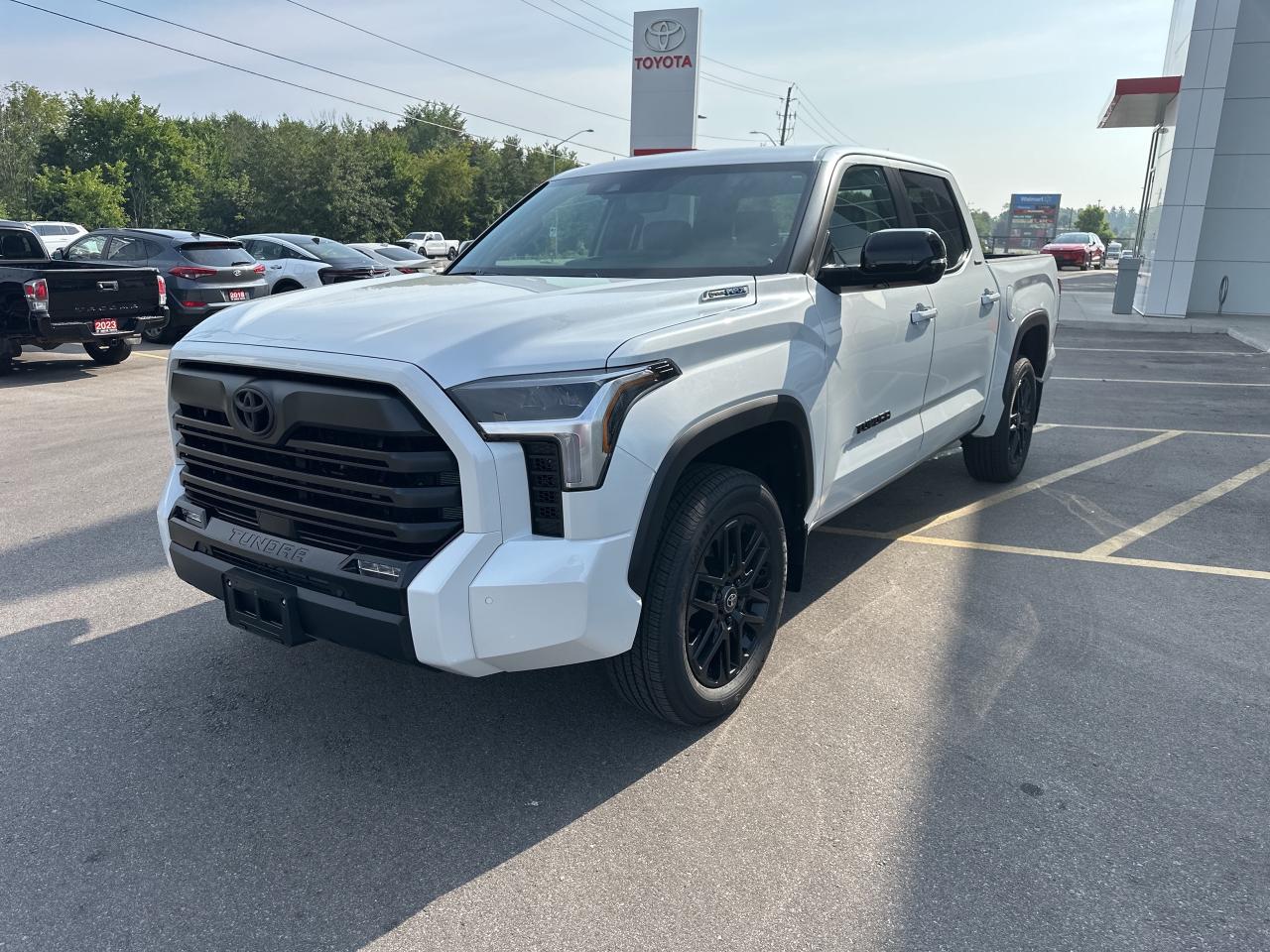 New 2025 Toyota Tundra LIMITED HYBRID for sale in Simcoe, ON