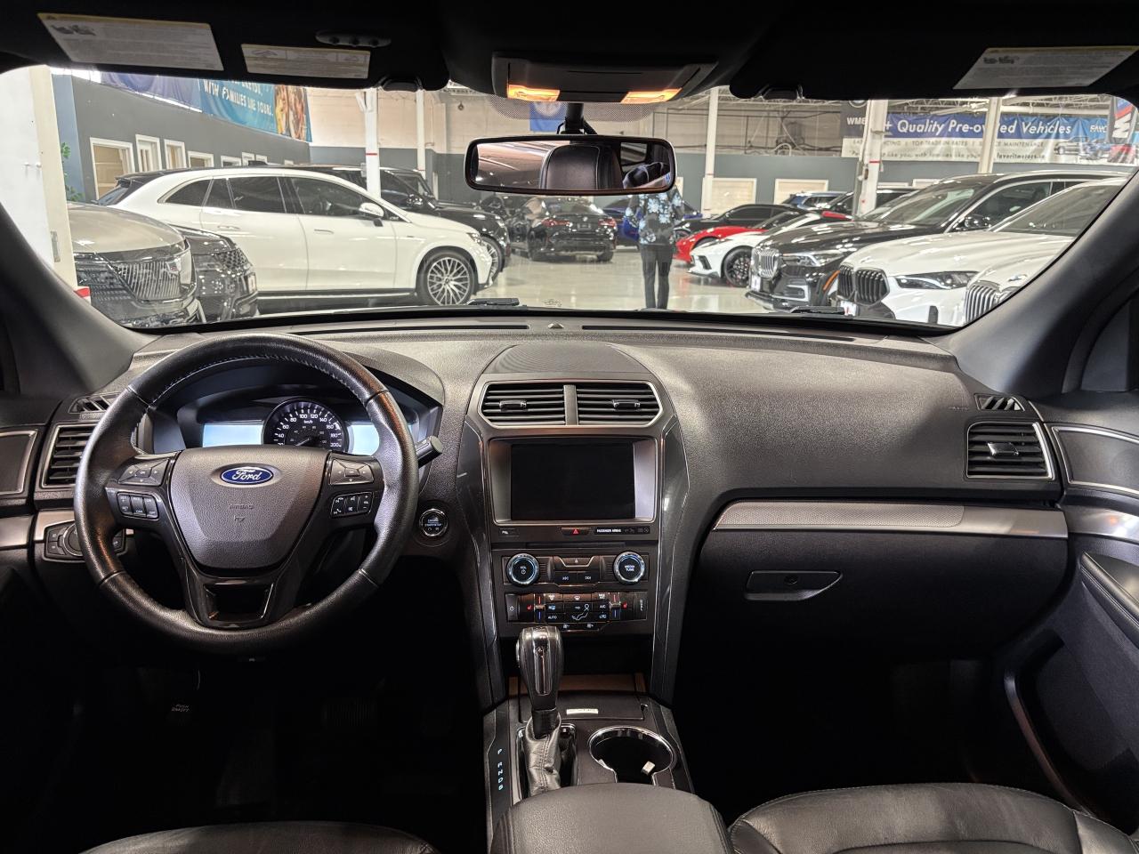 2018 Ford Explorer XLT|6PASSENGER|NAV|LEATHER|BACKUPCAM|HEATEDSEATS|+ - Photo #10