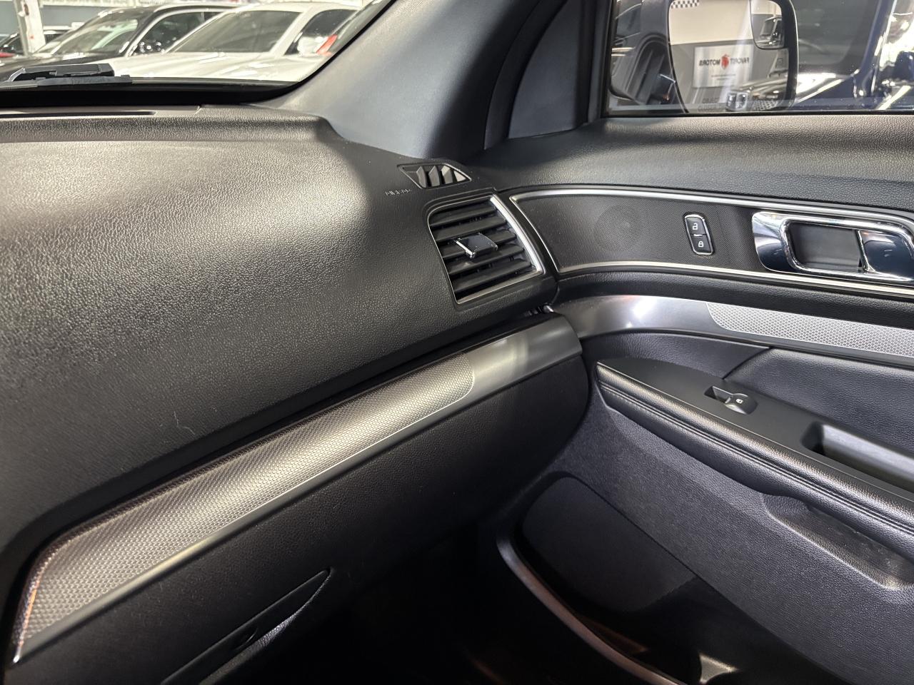 2018 Ford Explorer XLT|6PASSENGER|NAV|LEATHER|BACKUPCAM|HEATEDSEATS|+ - Photo #14