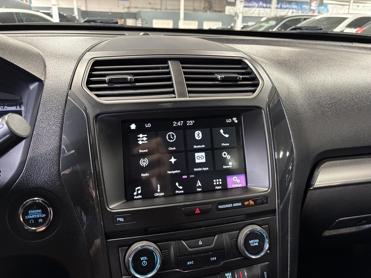 2018 Ford Explorer XLT|6PASSENGER|NAV|LEATHER|BACKUPCAM|HEATEDSEATS|+ - Photo #21
