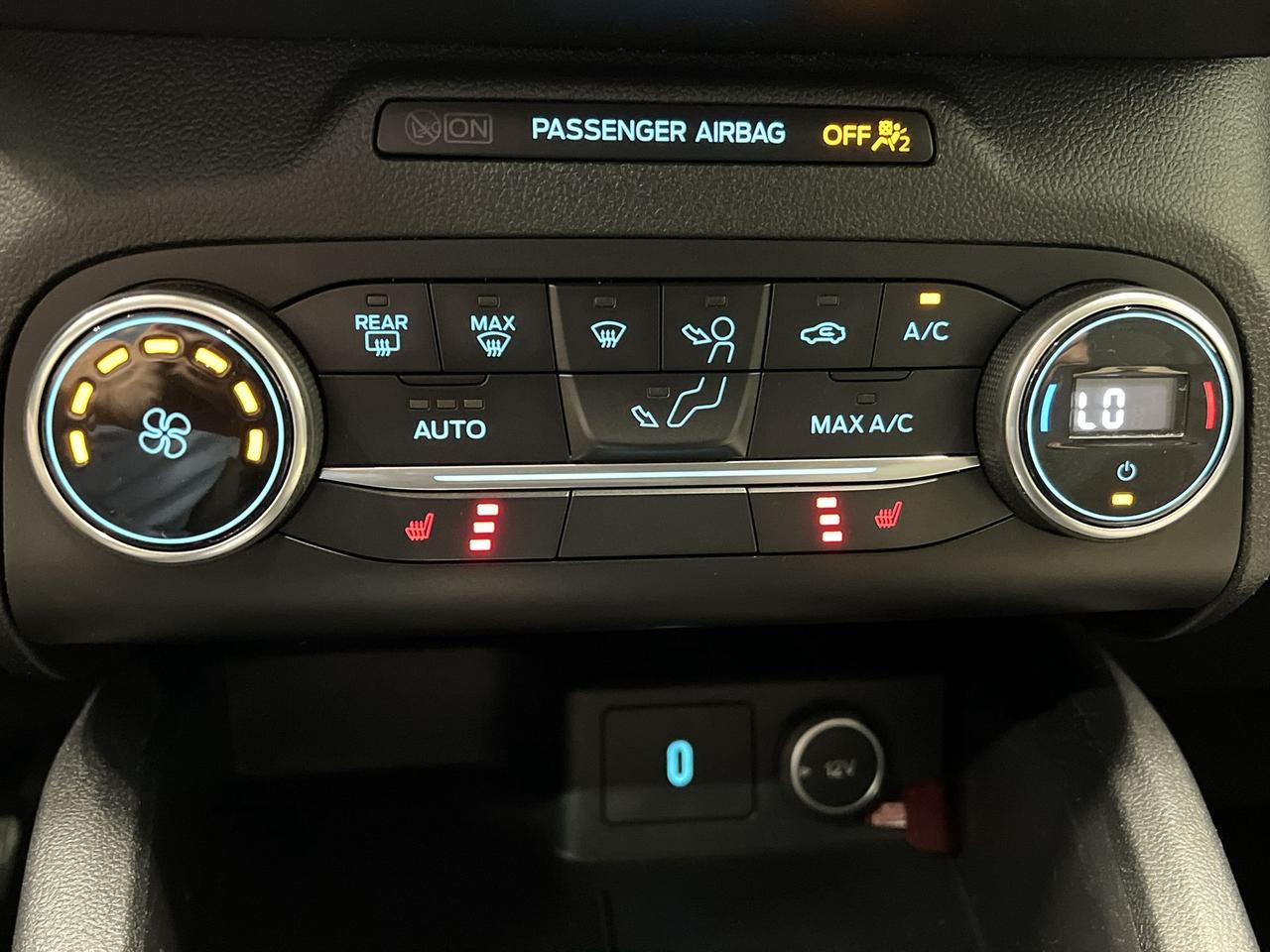 2020 Ford Escape SE AWD | HTD SEATS | CARPLAY | 17IN ALLOYS Photo