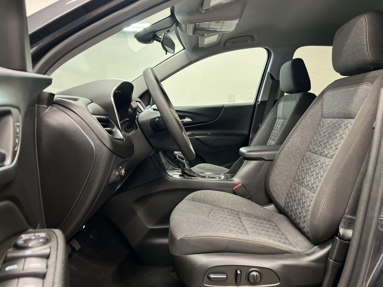 2023 Chevrolet Equinox LT AWD | HEATED SEATS | CARPLAY | REMOTE START Photo