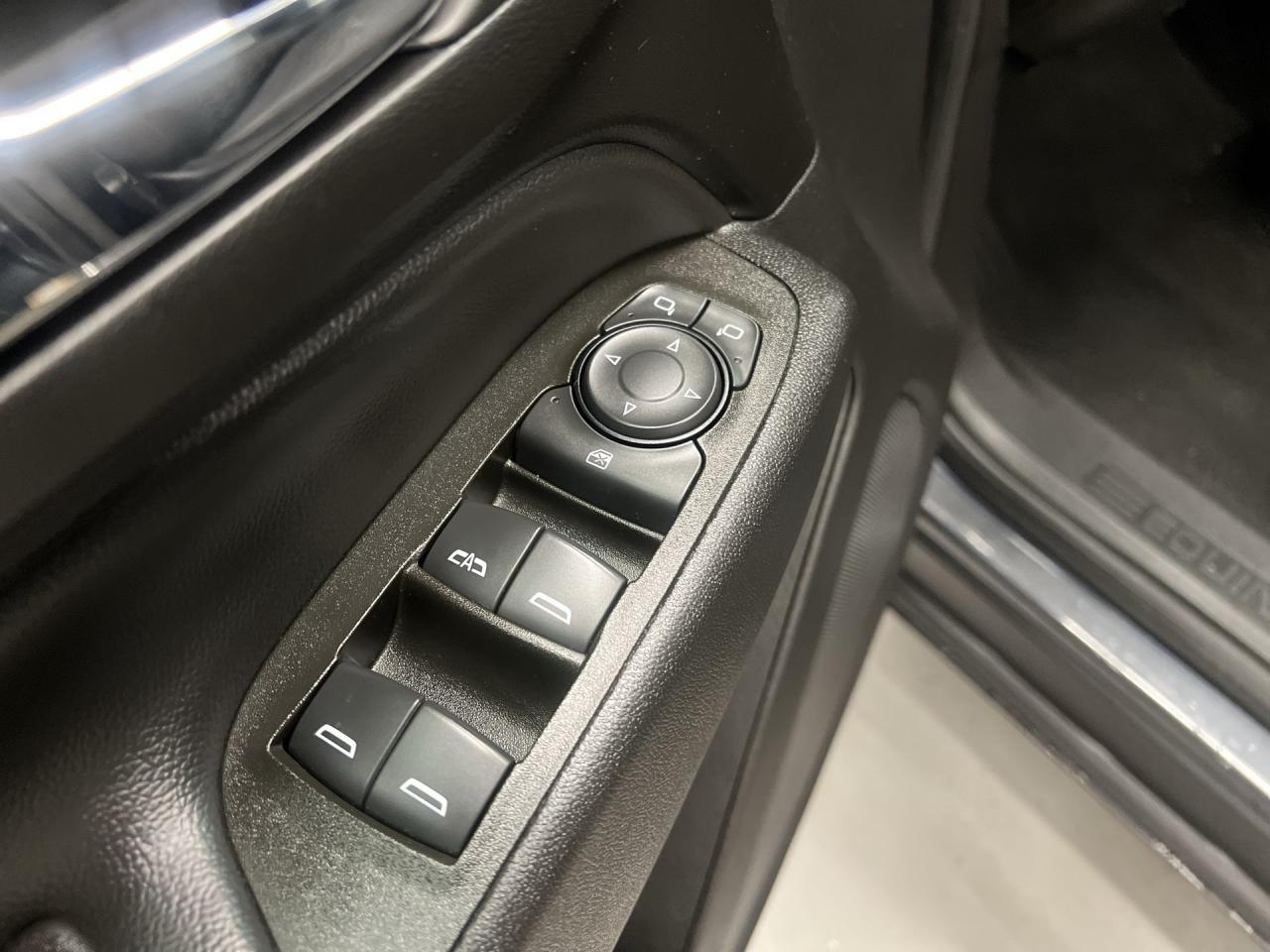 2023 Chevrolet Equinox LT AWD | HEATED SEATS | CARPLAY | REMOTE START Photo