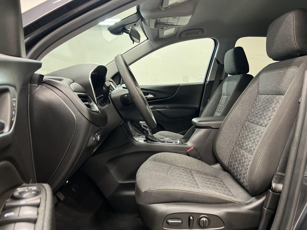 2023 Chevrolet Equinox LT AWD | HEATED SEATS | CARPLAY | REMOTE START Photo