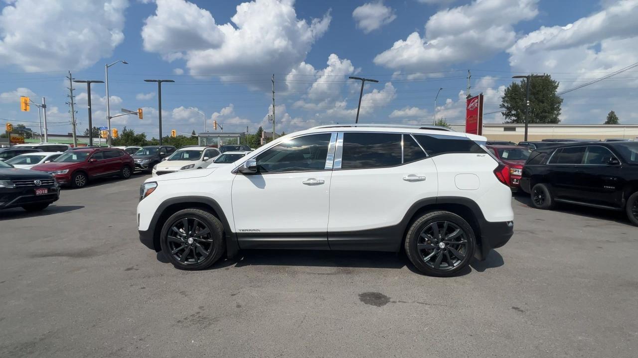 2019 GMC Terrain SLT AWD | HTD LEATHER | CARPLAY | 19IN ALLOYS Photo4
