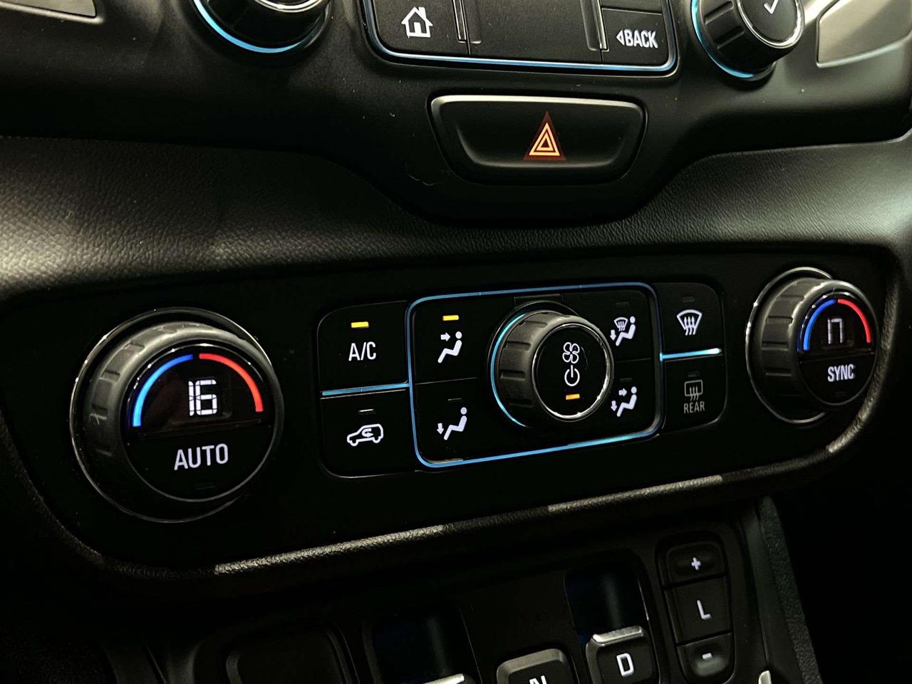 2019 GMC Terrain SLT AWD | HTD LEATHER | CARPLAY | 19IN ALLOYS Photo