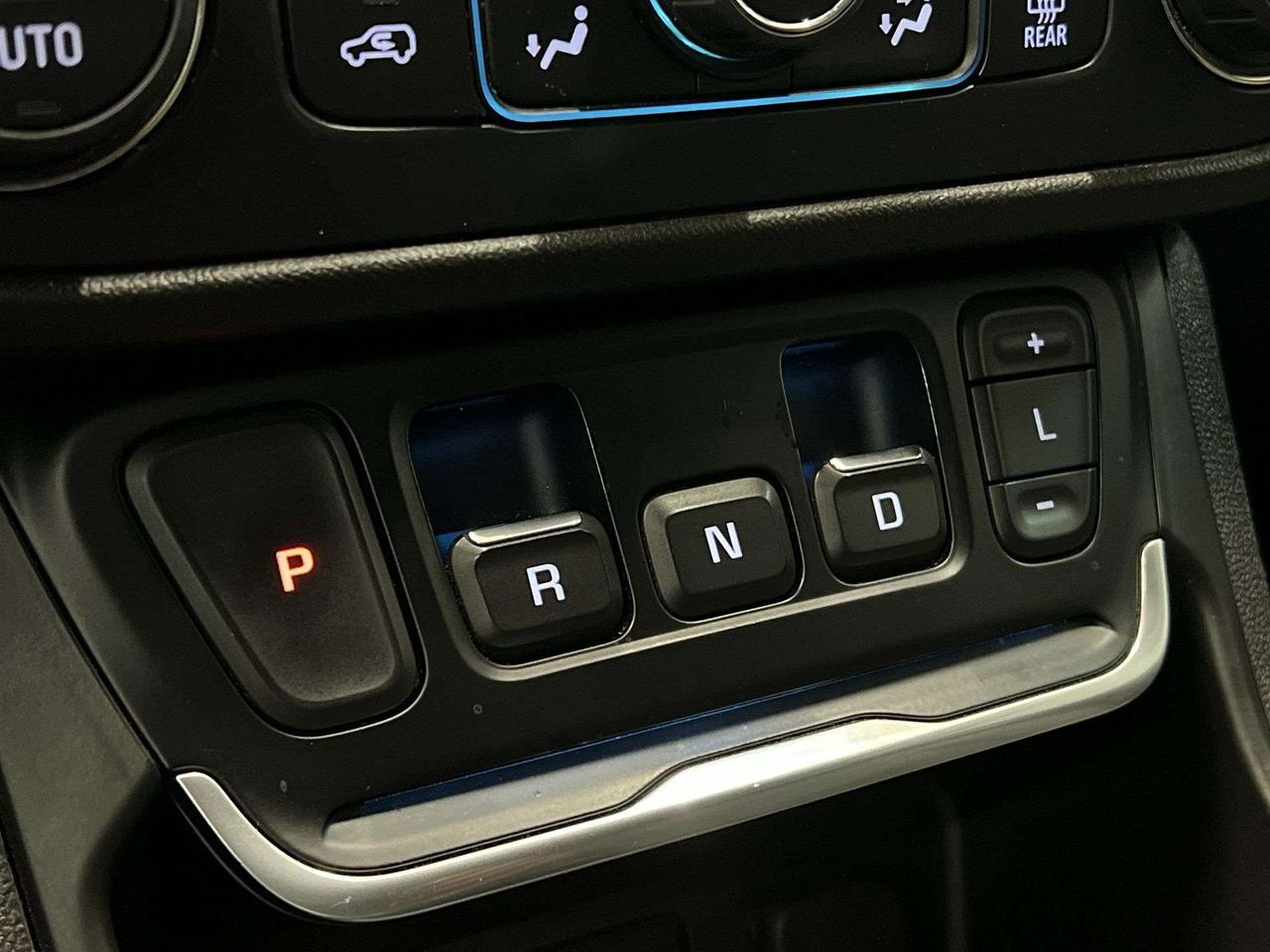 2019 GMC Terrain SLT AWD | HTD LEATHER | CARPLAY | 19IN ALLOYS Photo