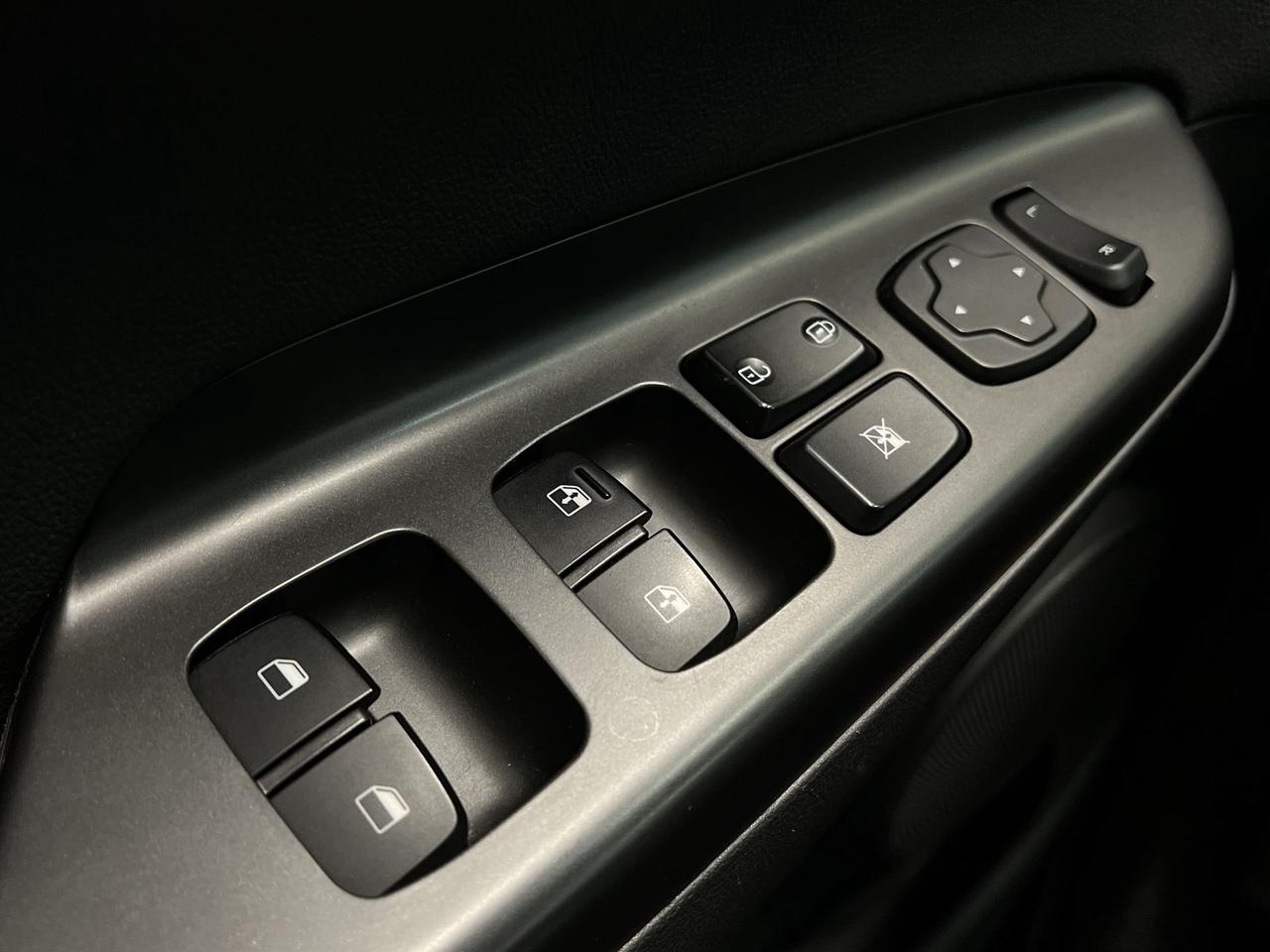 2021 Hyundai KONA ULTIMATE AWD| ONLY 63,000KMS| HTD LEATHER| SUNROOF Photo