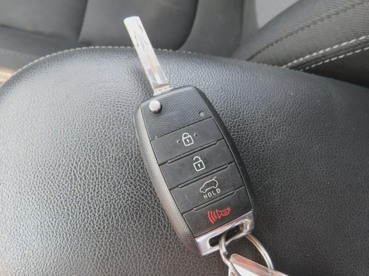 2018 Kia Soul Ex+  | Very Low Km | Clean Title/No Accidents | Safety Certified | Alloy Rims | Leather Wrapped Steering Wheel | Digital Touchscreen | Heated Seats & Steering Wheel | Reverse Camera | Traction Control | Bluetooth | Cruise Control Photo