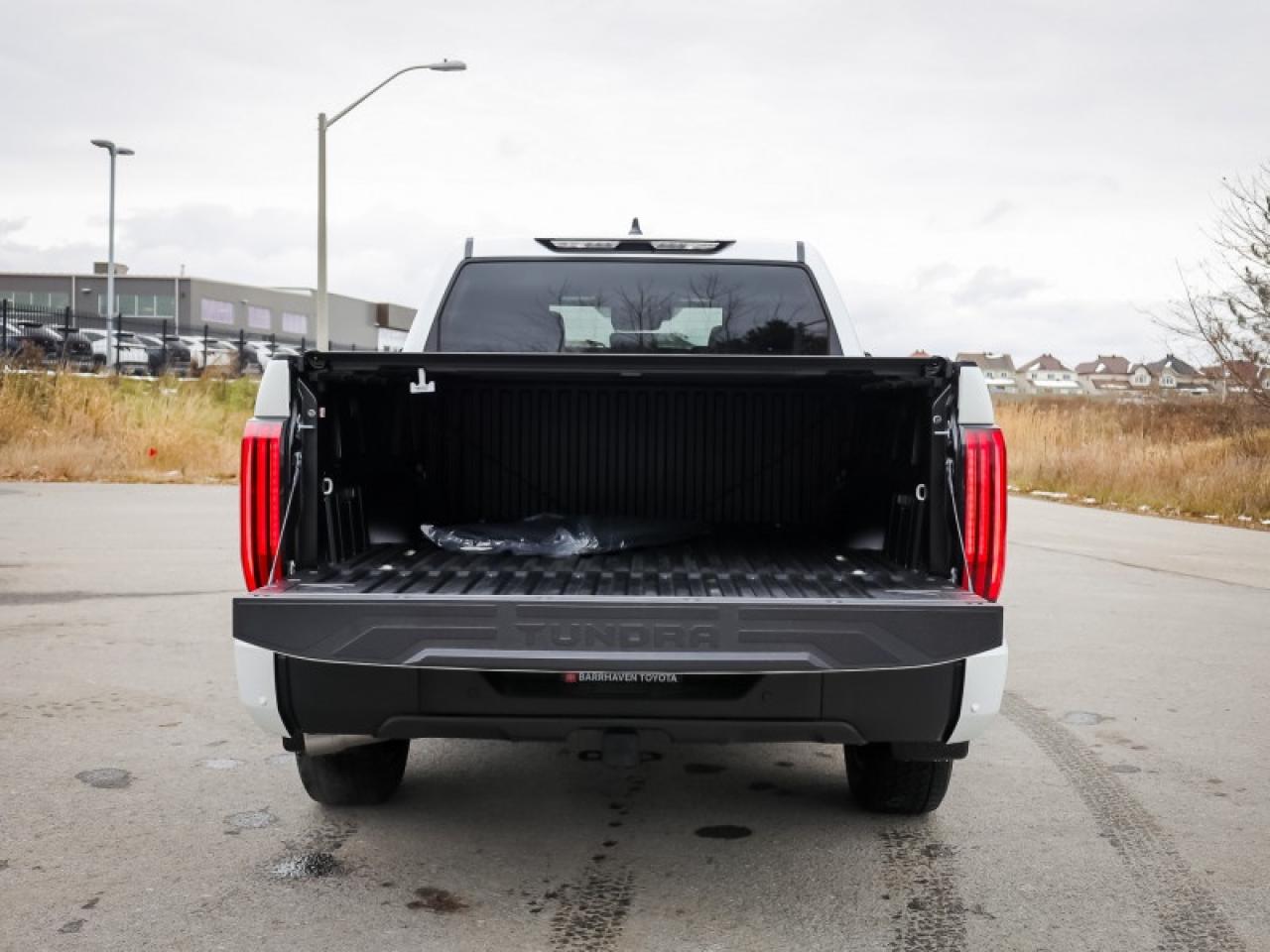 2026 Chevrolet TrailBlazer RS  RS AWD, DUAL SUNROOF, APEX RED Photo