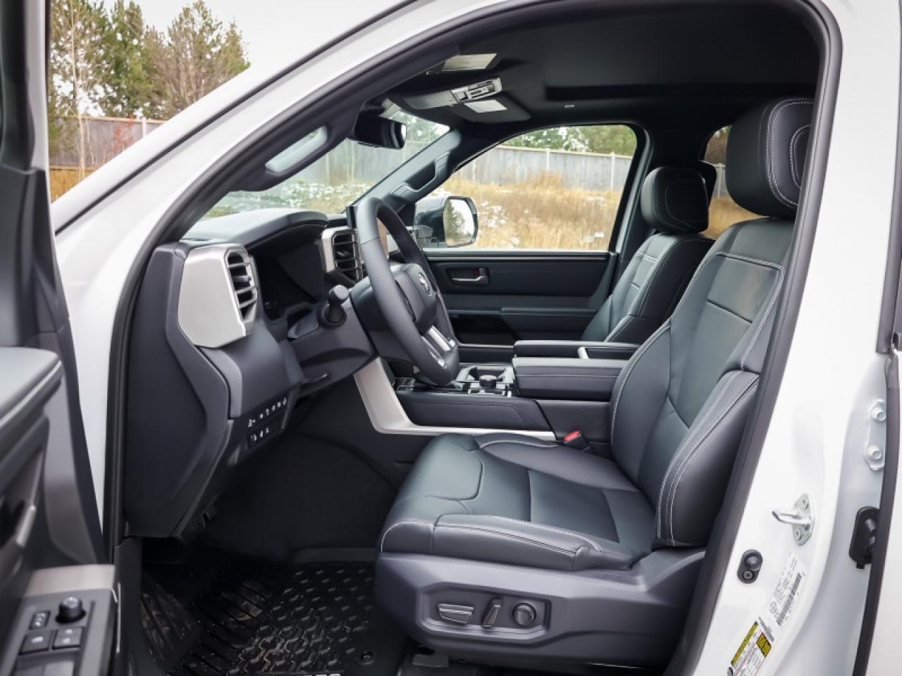 2026 Chevrolet TrailBlazer RS  RS AWD, DUAL SUNROOF, APEX RED Photo