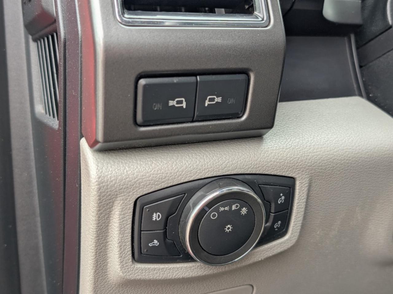 2017 Ford F-150 XLT  **EQUIP. GROUP 301A - 3.5L ECOBOOST** Photo