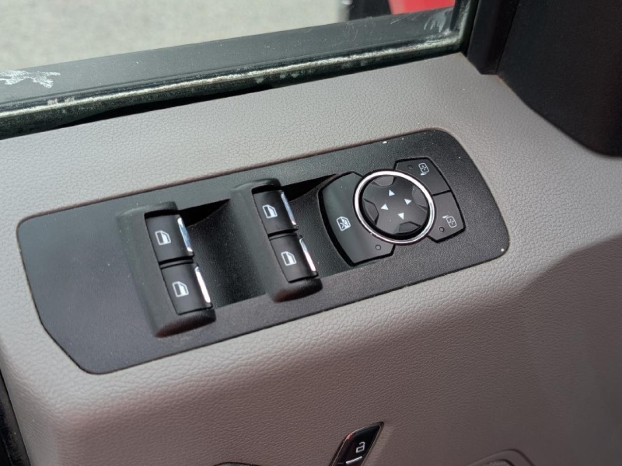 2017 Ford F-150 XLT  **EQUIP. GROUP 301A - 3.5L ECOBOOST** Photo
