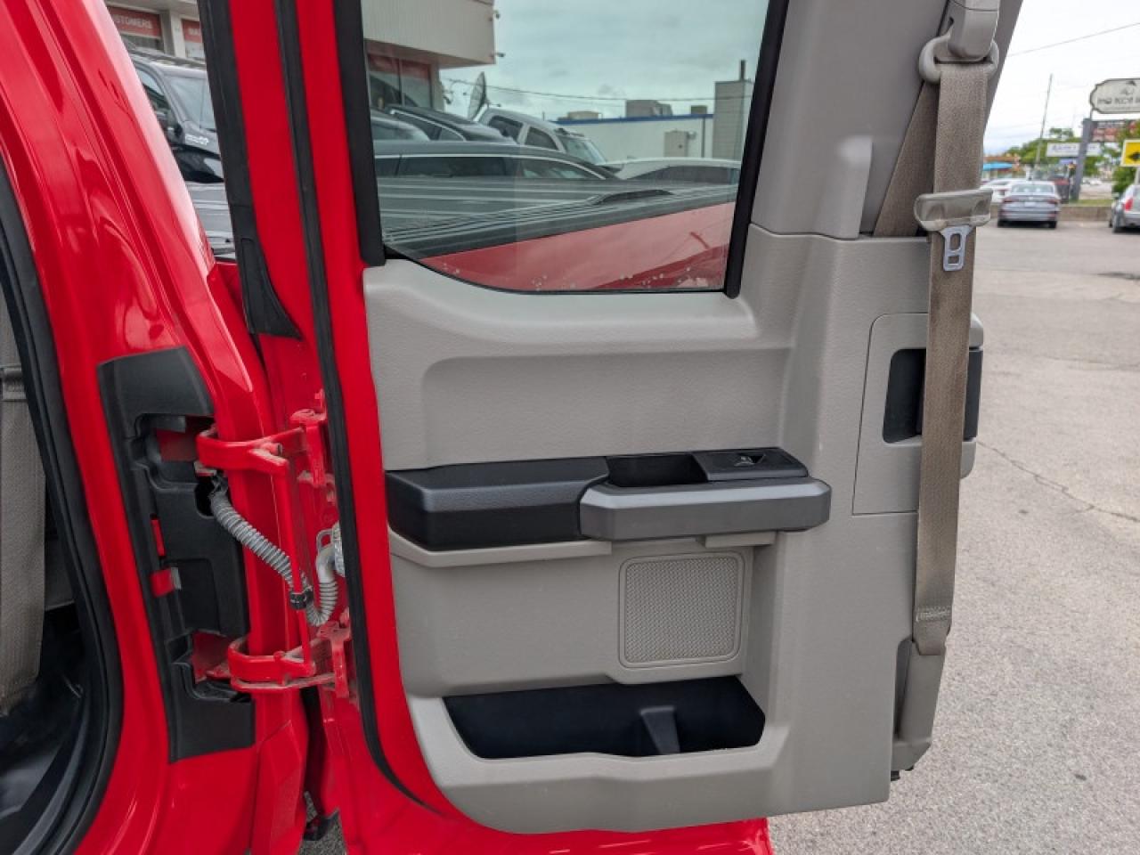2017 Ford F-150 XLT  **EQUIP. GROUP 301A - 3.5L ECOBOOST** Photo