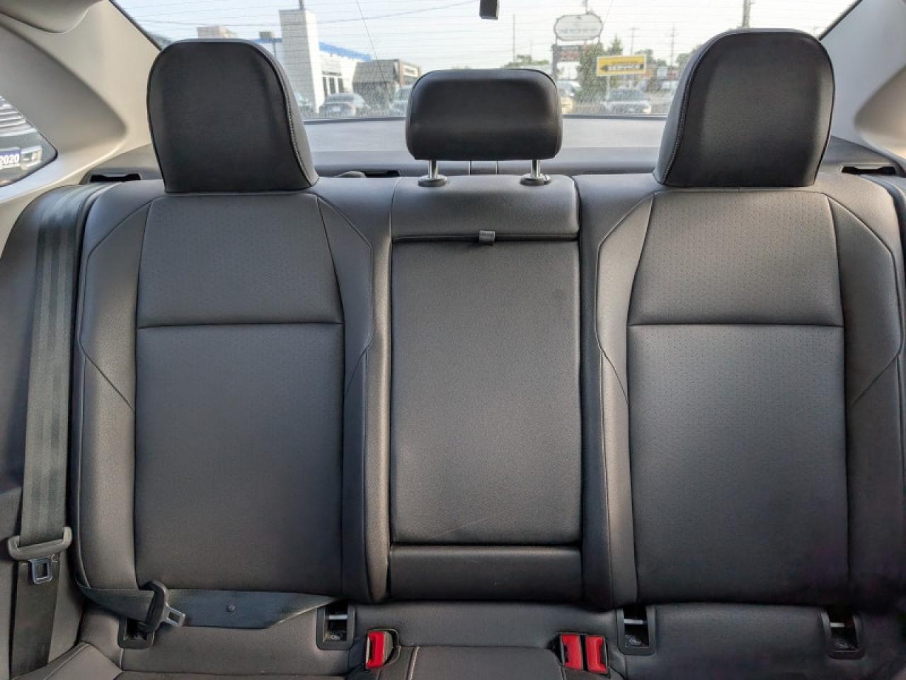 2021 Volkswagen Jetta Highline  **LEATHER - BLIND SPOT** Photo