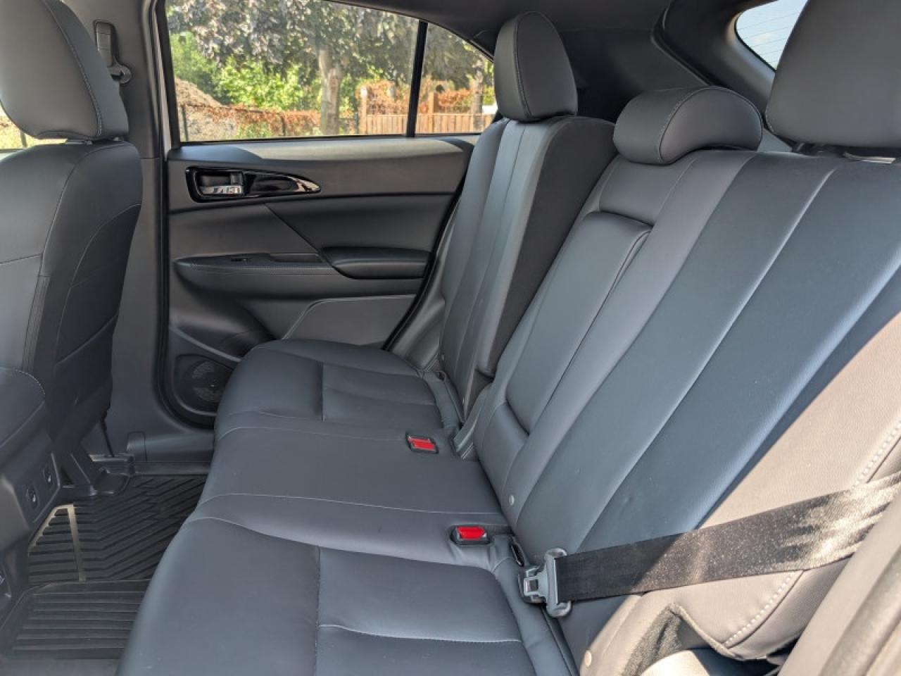 2022 Mitsubishi Eclipse Cross GT  **VERY LOW MILEAGE** Photo