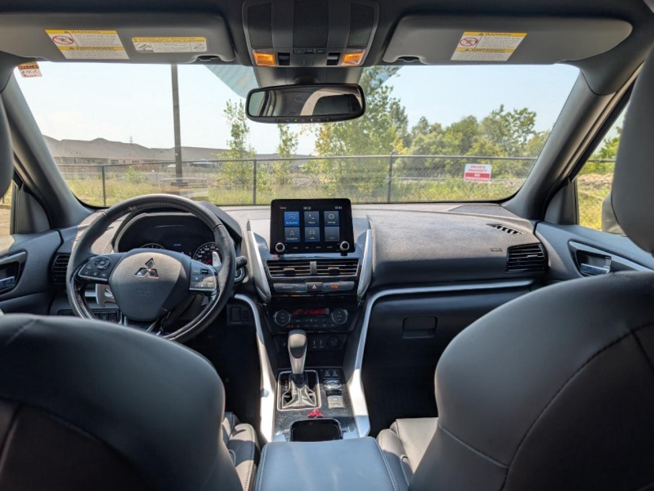 2022 Mitsubishi Eclipse Cross GT  **VERY LOW MILEAGE** Photo