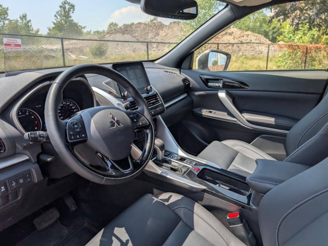 2022 Mitsubishi Eclipse Cross GT  **VERY LOW MILEAGE** Photo