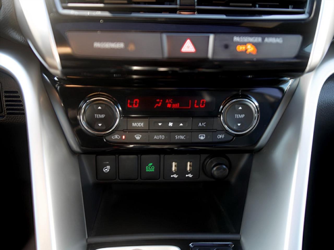 2022 Mitsubishi Eclipse Cross GT  **VERY LOW MILEAGE** Photo