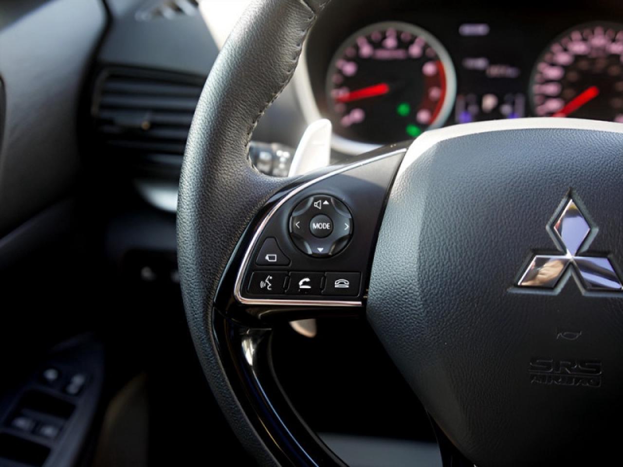 2022 Mitsubishi Eclipse Cross GT  **VERY LOW MILEAGE** Photo