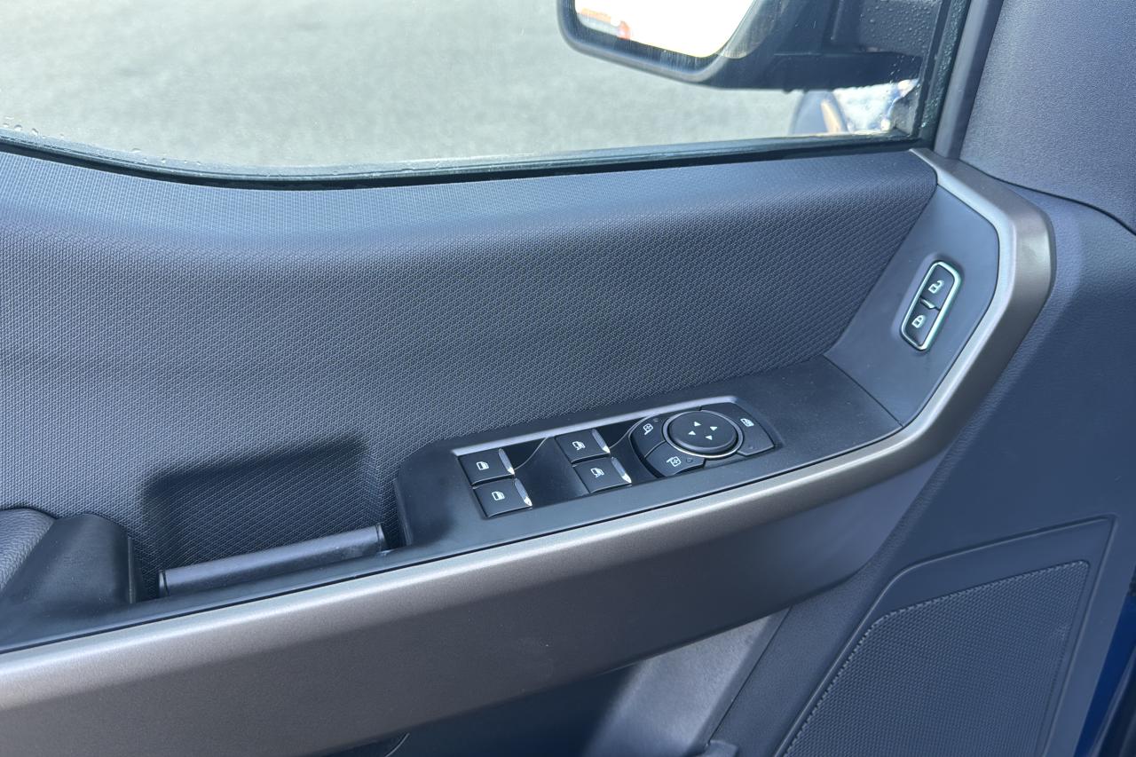 2025 Ford F-150 STX Photo5