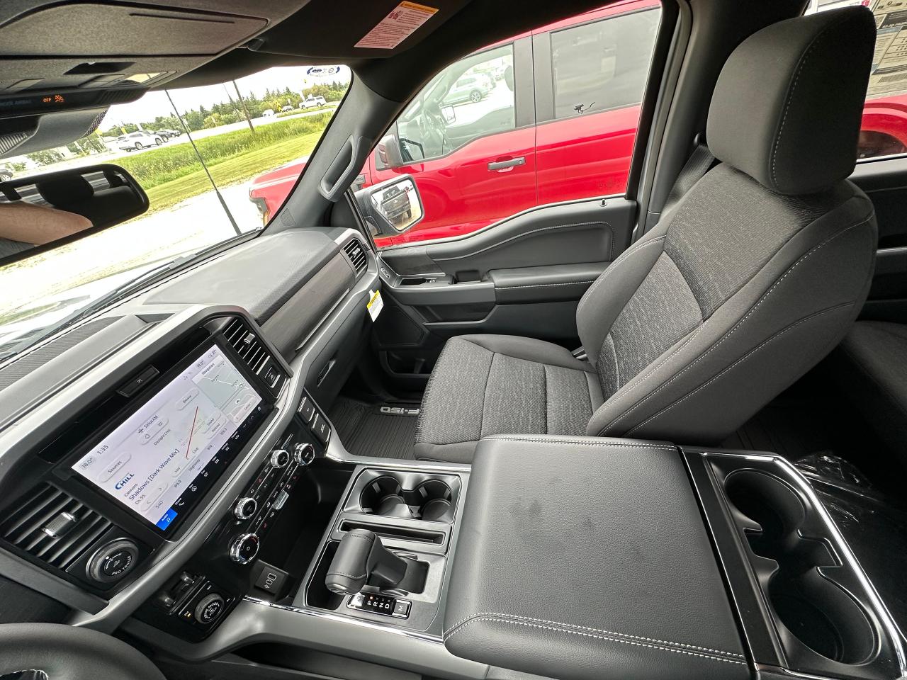 2025 Ford F-150 XLT 4WD SuperCrew 5.5' Box 302A Photo5