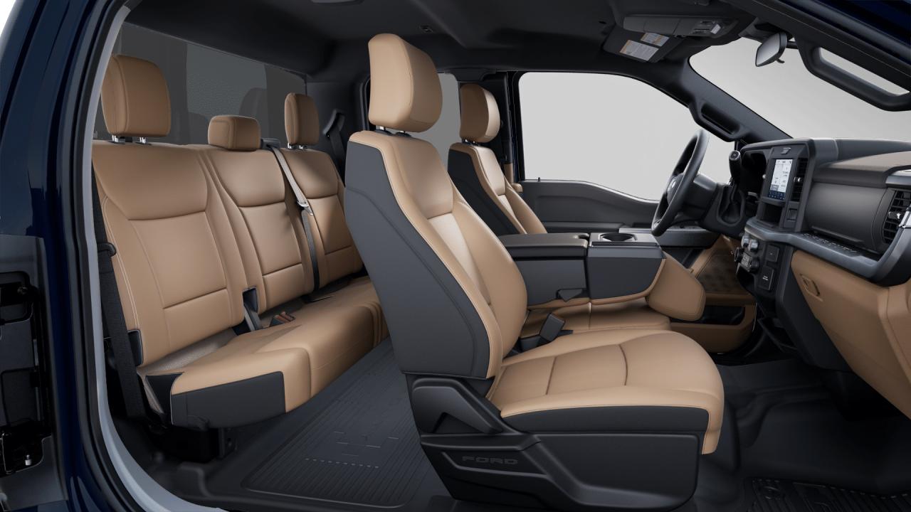 2025 Ford F-350 Super Duty SRW XLT Photo5