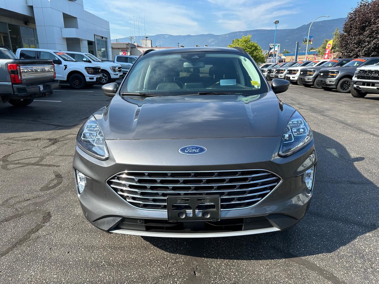 2022 Ford Escape Titanium Plug-In Hybrid Photo1