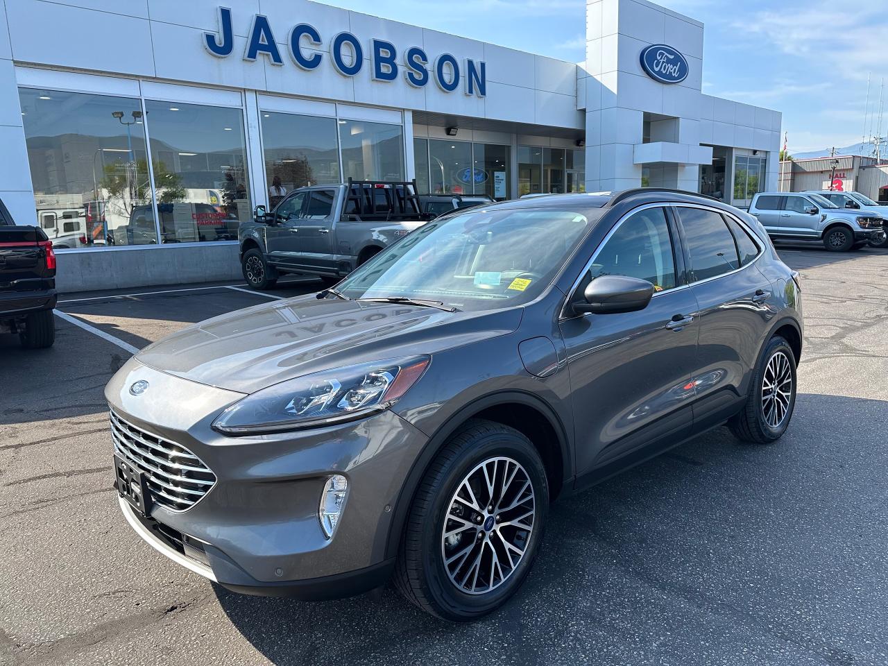 Used 2022 Ford Escape Titanium Plug-In Hybrid for sale in Salmon Arm, BC