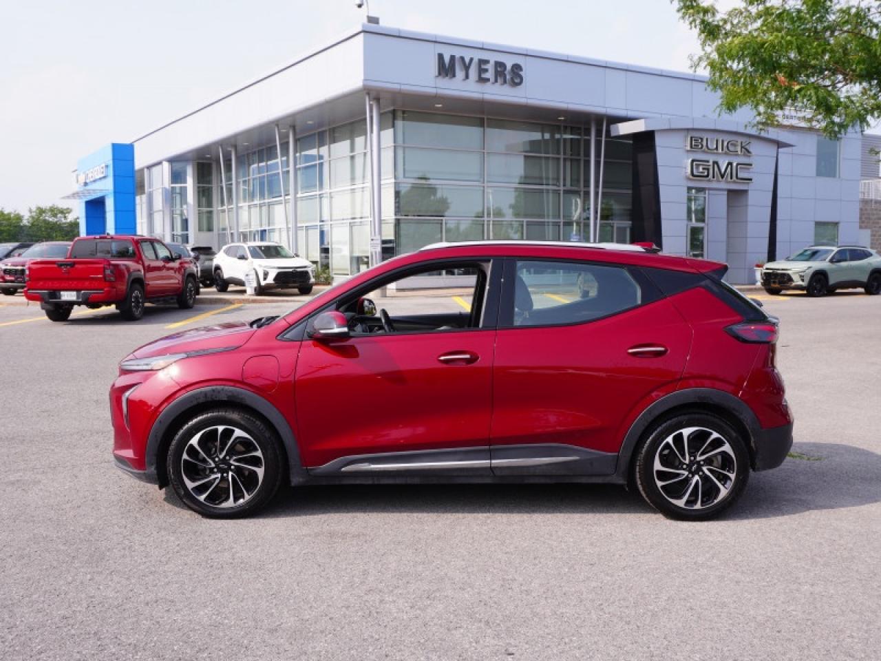 2022 Chevrolet Bolt EUV Premier  -  Fast Charging Photo