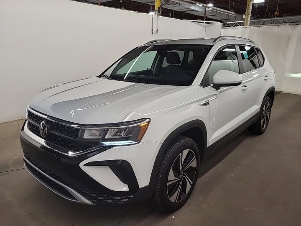 Used 2023 Volkswagen Taos Comfortline AWD | Pano Roof | Heated Wheel + Seats | CarPlay + Android | Power Seat | and More ! for sale in Guelph, ON