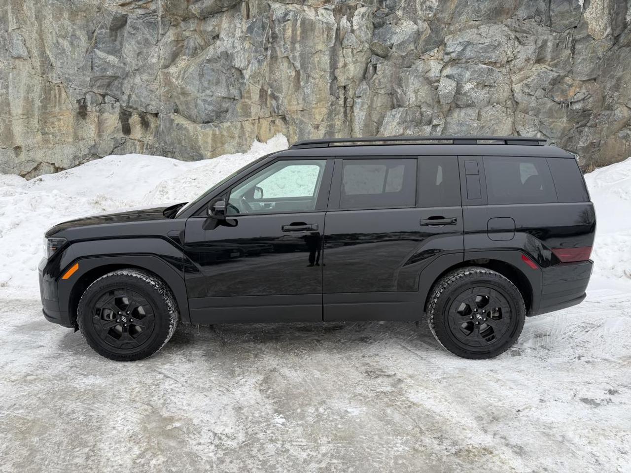 2025 Hyundai Santa Fe XRT AWD Photo3