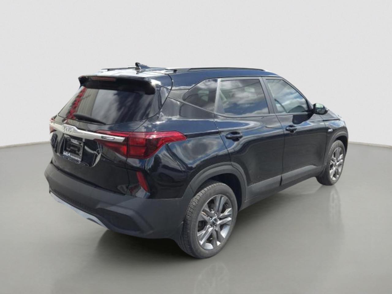 2022 Kia Seltos LX AWD Photo