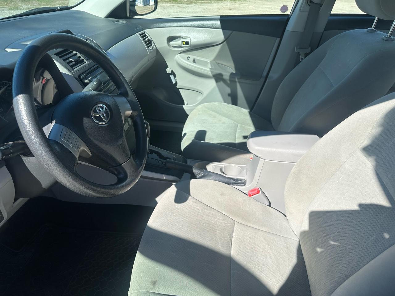 2013 Toyota Corolla CE Photo