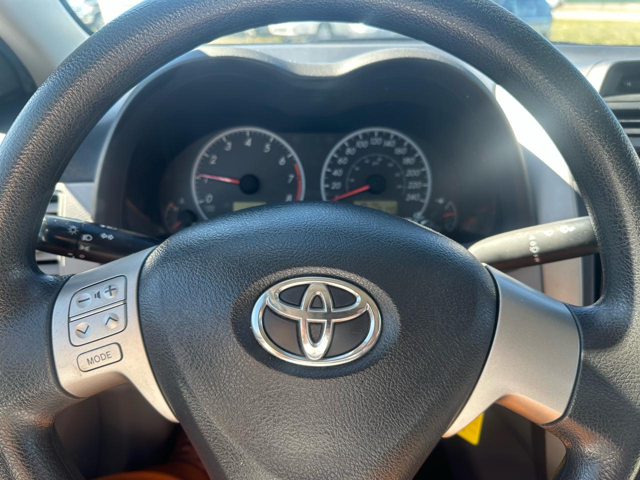 2013 Toyota Corolla CE Photo