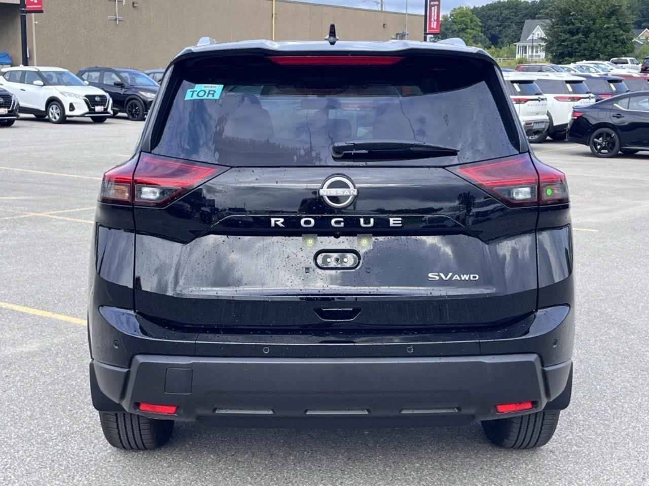 2025 Nissan Rogue AWD SV Moonroof Photo4