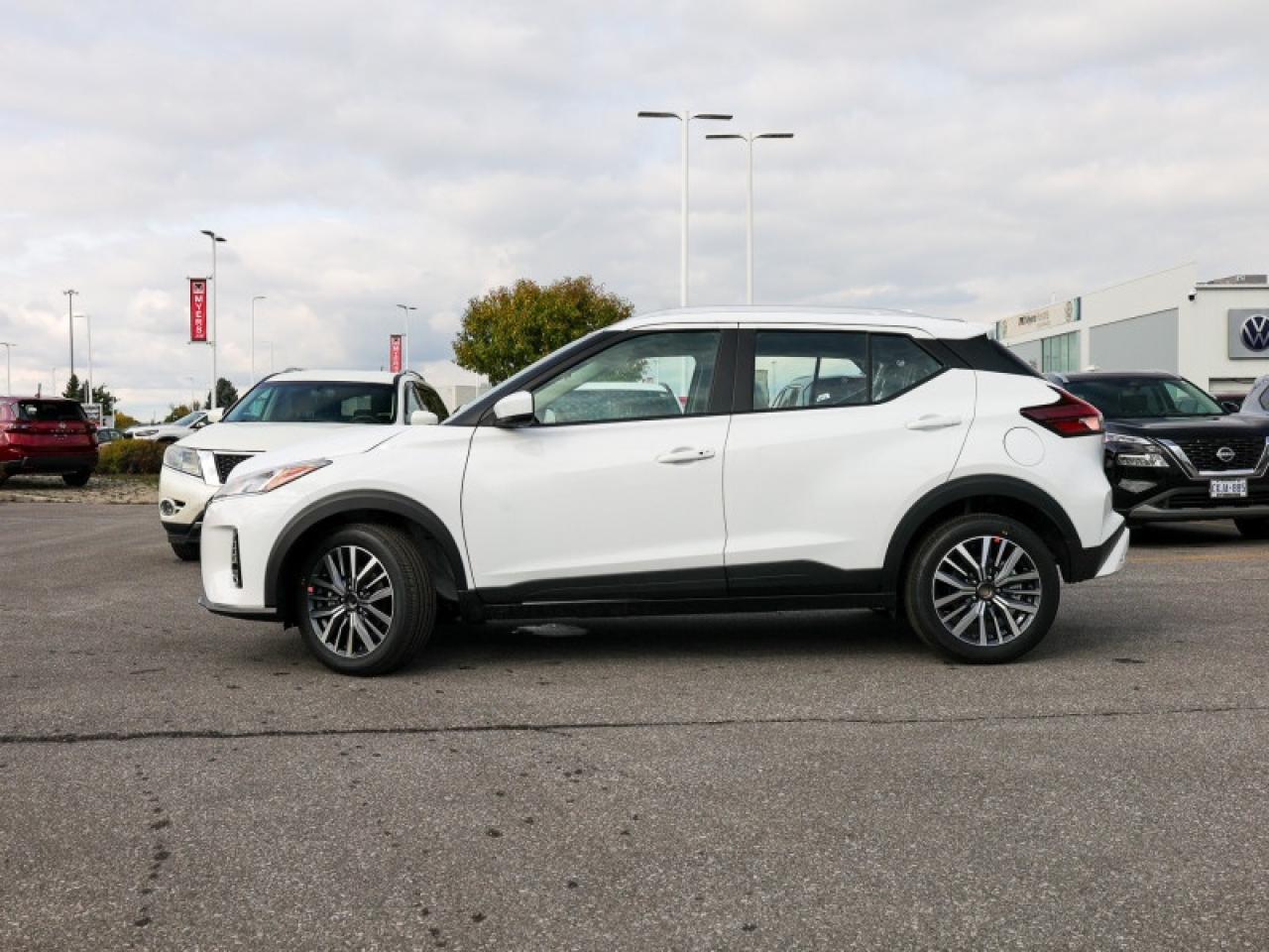 2025 Nissan Kicks Play SV  - Heated Seats -  Apple CarPlay Photo4