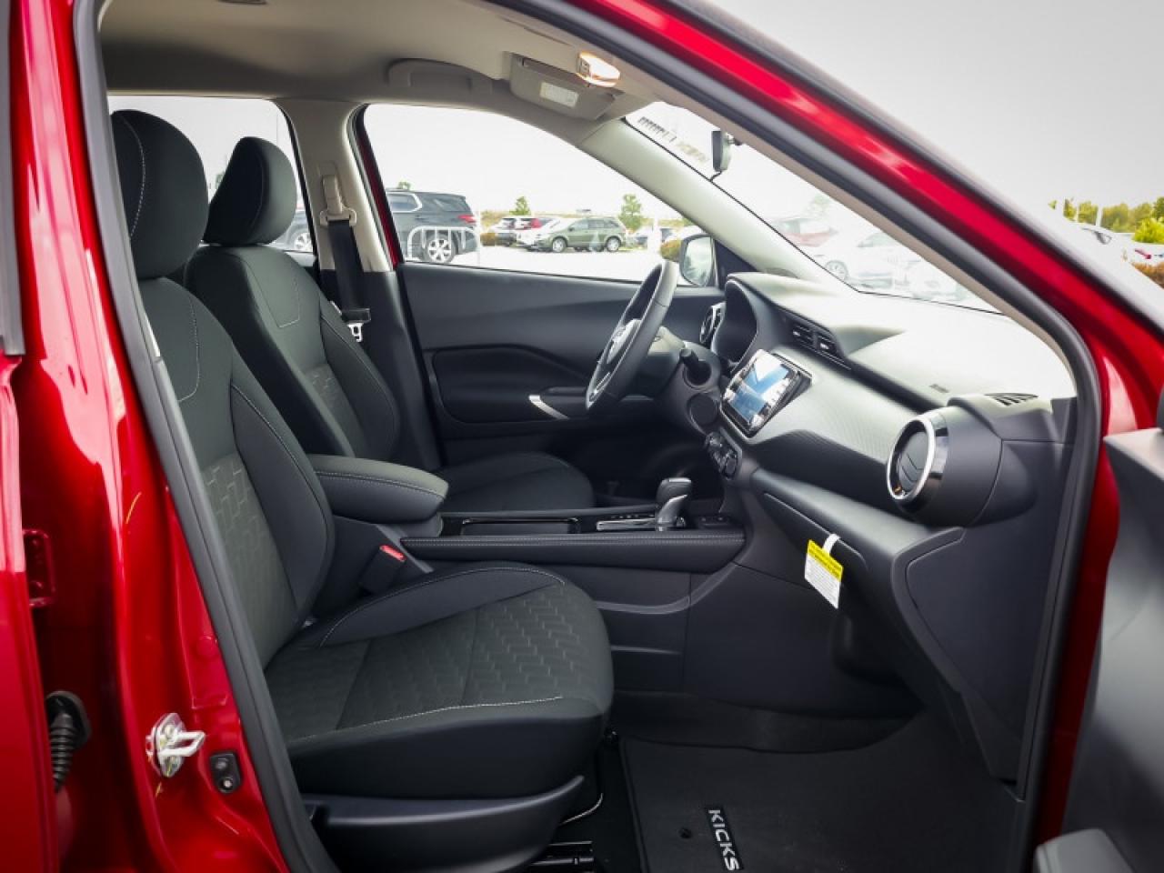 2025 Nissan Kicks Play SV  - Heated Seats -  Apple CarPlay Photo