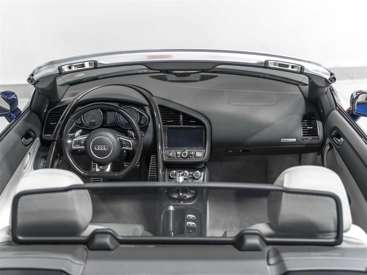 2014 Audi R8 4.2L V8|SPYDER|CARBON|B&O|REARCAM|APPLE CARPLAY Photo