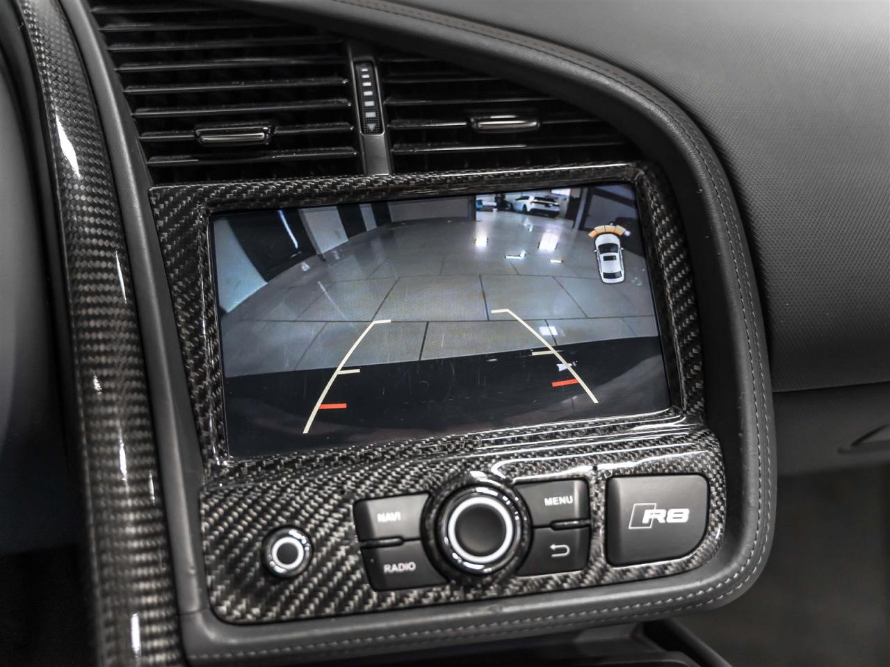 2014 Audi R8 4.2L V8|SPYDER|CARBON|B&O|REARCAM|APPLE CARPLAY Photo