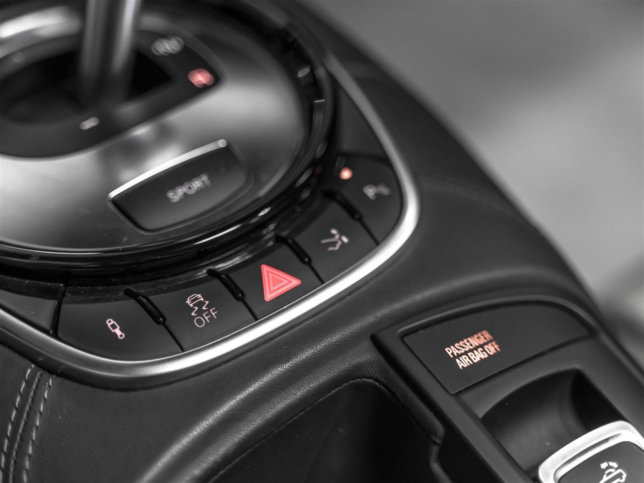 2014 Audi R8 2 YEAR 40,000 WARRANTY *** 4.2L V8|SPYDER|CARBON|B&O|REARCAM|APPLE CARPLAY Photo