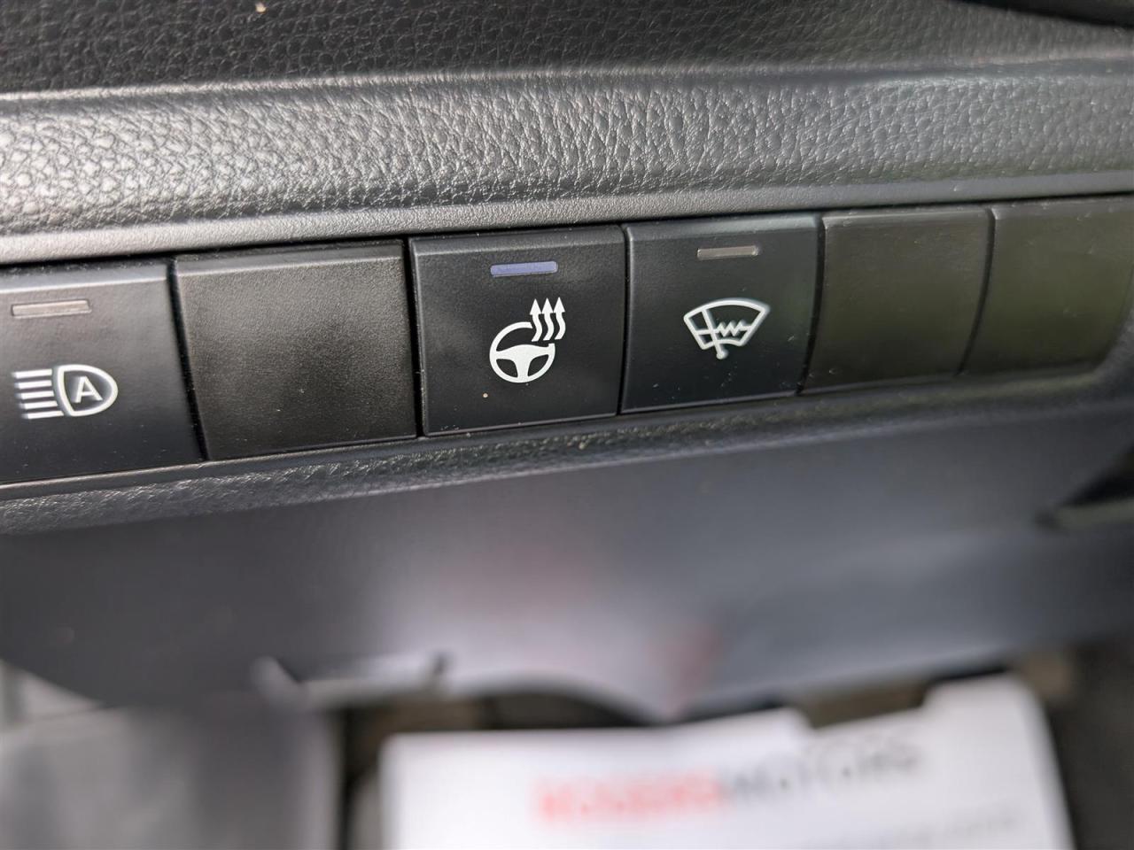 2020 Toyota Corolla XSE - SUNROOF - NAVI - TECH FEATS - LEATHER